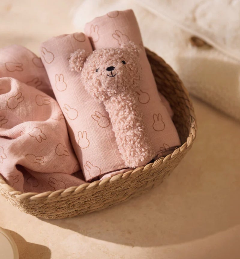 Jollein Rattle Teddy Bear Wild Rose - Image 3